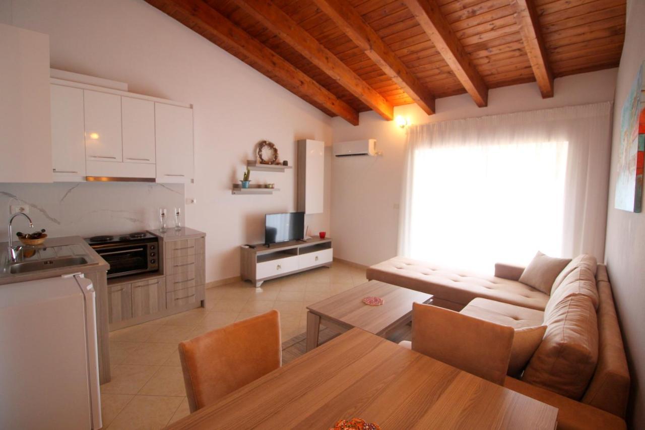 Atlantis Apartments Sarandë 外观 照片