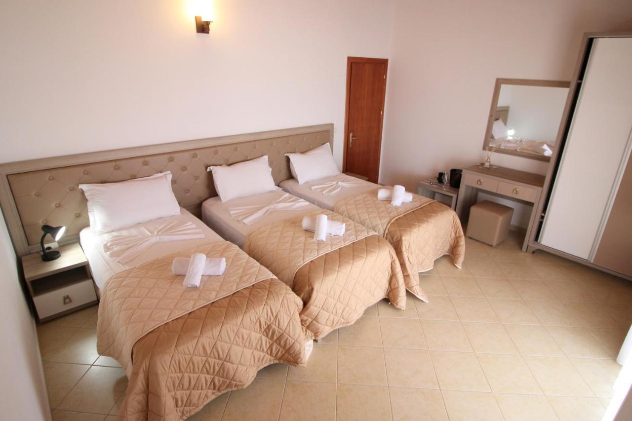 Atlantis Apartments Sarandë 外观 照片