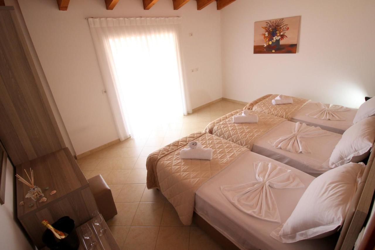 Atlantis Apartments Sarandë 外观 照片