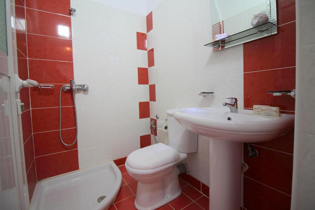Atlantis Apartments Sarandë 外观 照片
