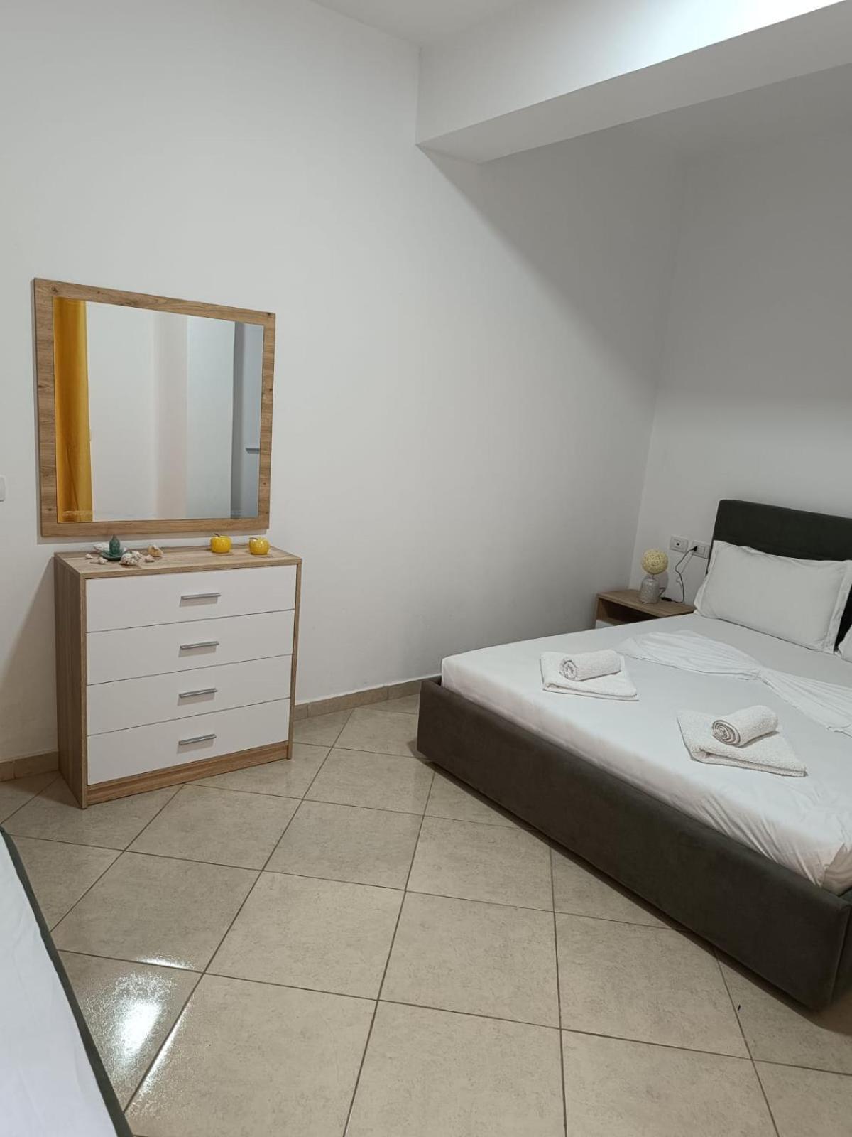 Atlantis Apartments Sarandë 外观 照片