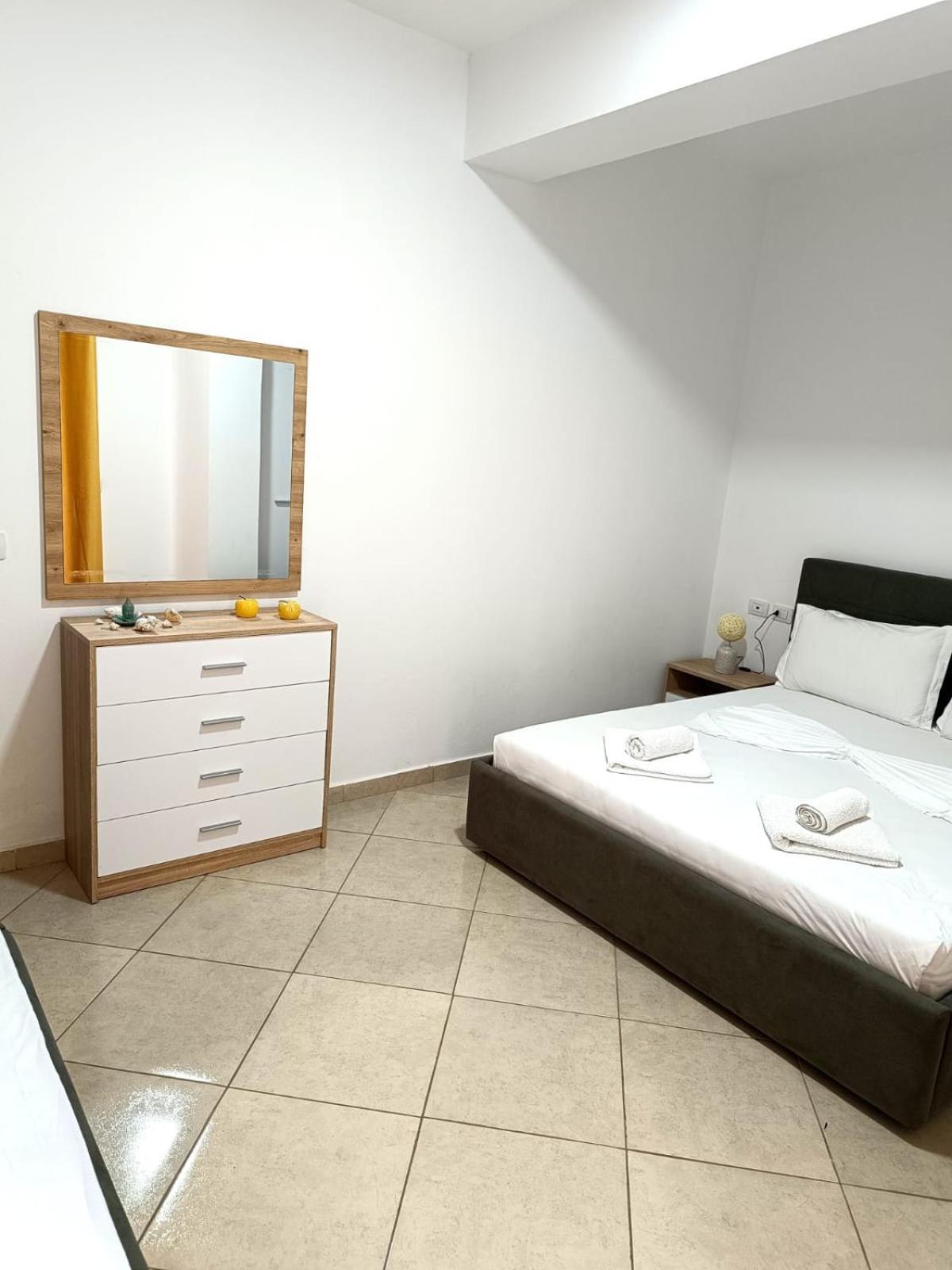 Atlantis Apartments Sarandë 外观 照片
