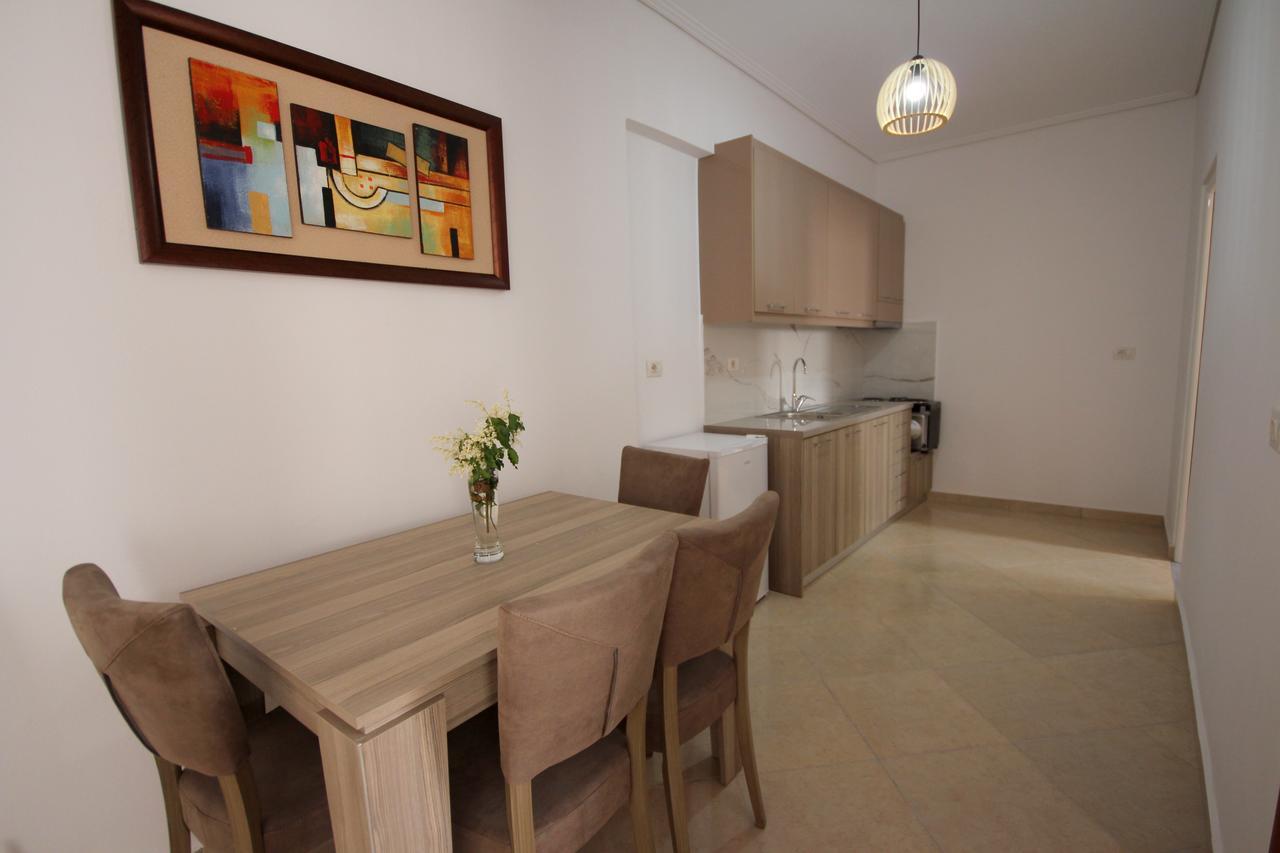 Atlantis Apartments Sarandë 外观 照片